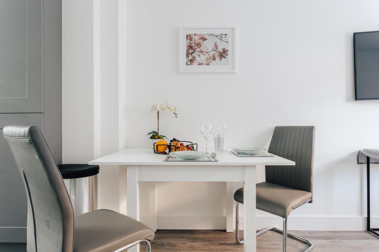Central 2 Double Bedroom Flat With Parking Bournemouth Buitenkant foto